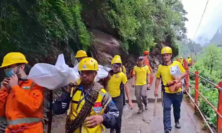 Ukhand: 3 killed, 8 injured in landslide on Kedarnath trekking route