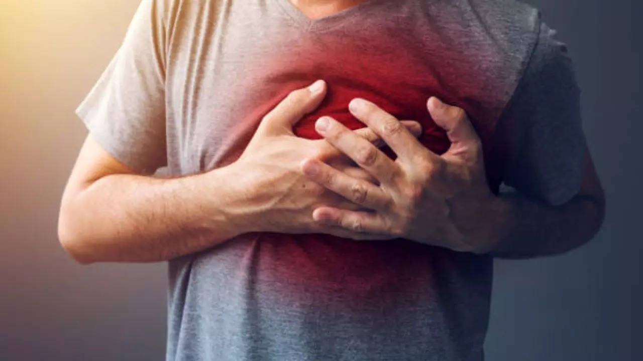 Signs Your Acidity May Be Heart Attack; Know Ways To Take Care Of Your Cardiovascular Health