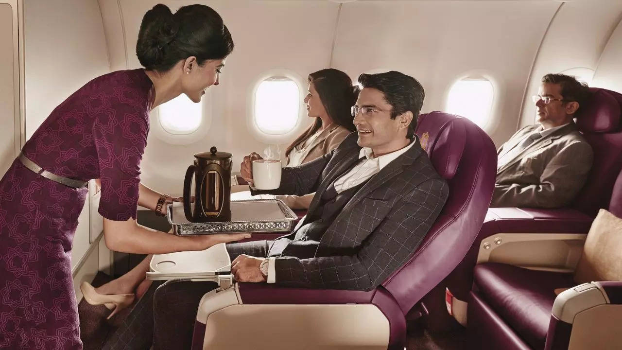 vistara's 'hindu' and 'muslim' meals menu leaves social media bewildered; former jet airways executive responds