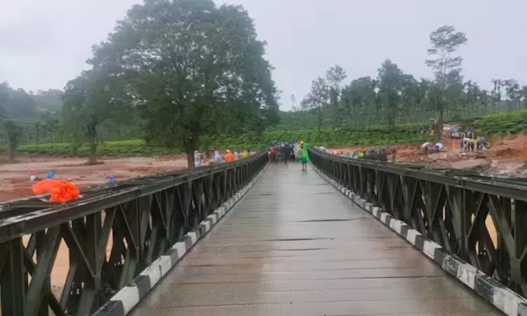 Indian Army constructs 190-ft-long Bailey bridge at Wayanad to connect landslide affected areas