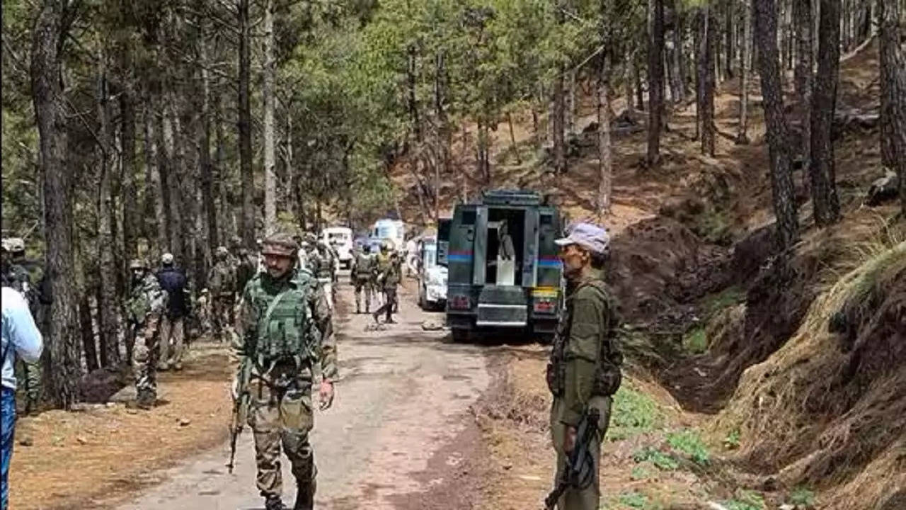 to stop construction wok by pakistan near loc fence in gurez, indian army fires warning shots: sources