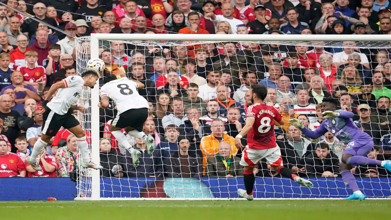 premier league: dominant victory for liverpool at old trafford, thrash manchester united 3-0