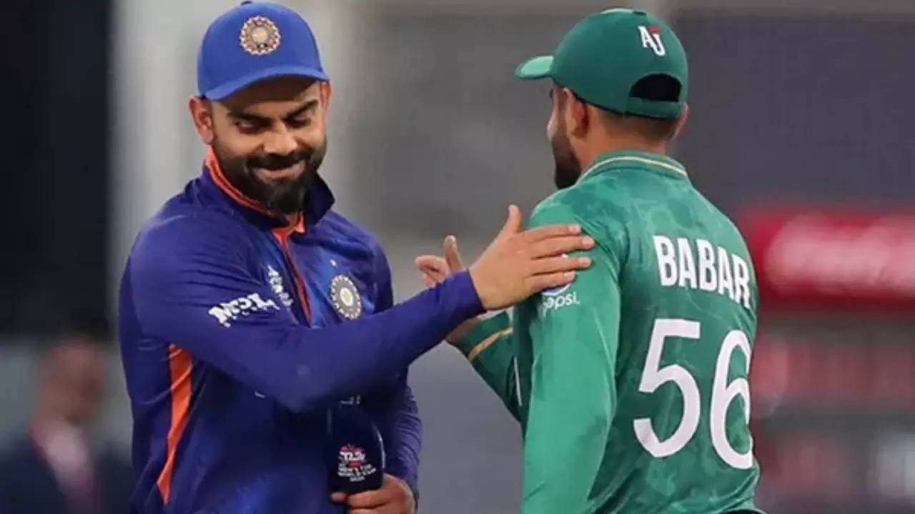 Virat Kohli Asked To Return Favour For Babar Azam's 'This Too Shall Pass' Tweet