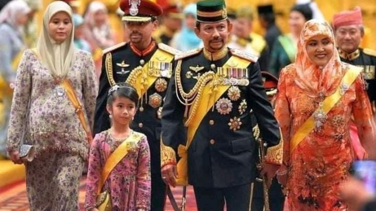 sultan of brunei to meet pm modi today: the 2nd longest reigning monarch with 7,000 luxury cars