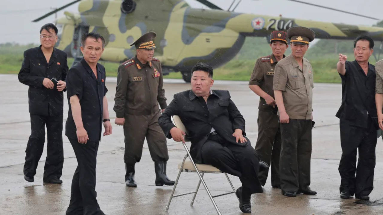 kim jong un executes 30 north korean officials for failing to prevent deadly floods: report