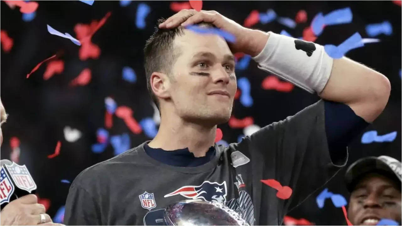 tom brady nfl broadcast debut: 7-time super bowl champion turns commentator, all you need to know