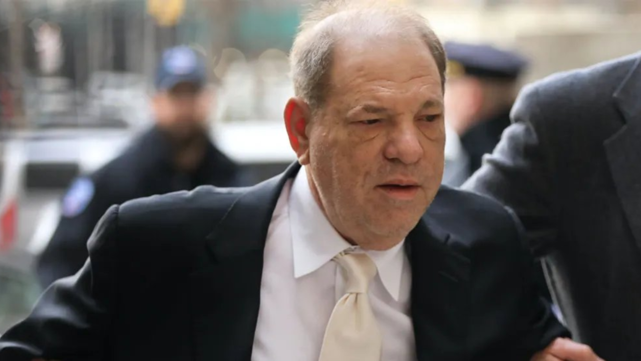 harvey weinstein 'rushed' to new york hospital from rikers island for emergency heart surgery: report