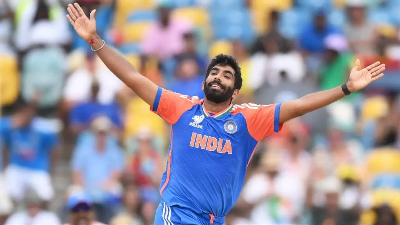 'He Is Very Deceptive': Former Pakistan Cricketer Lauds Ace India Pacer Jasprit Bumrah