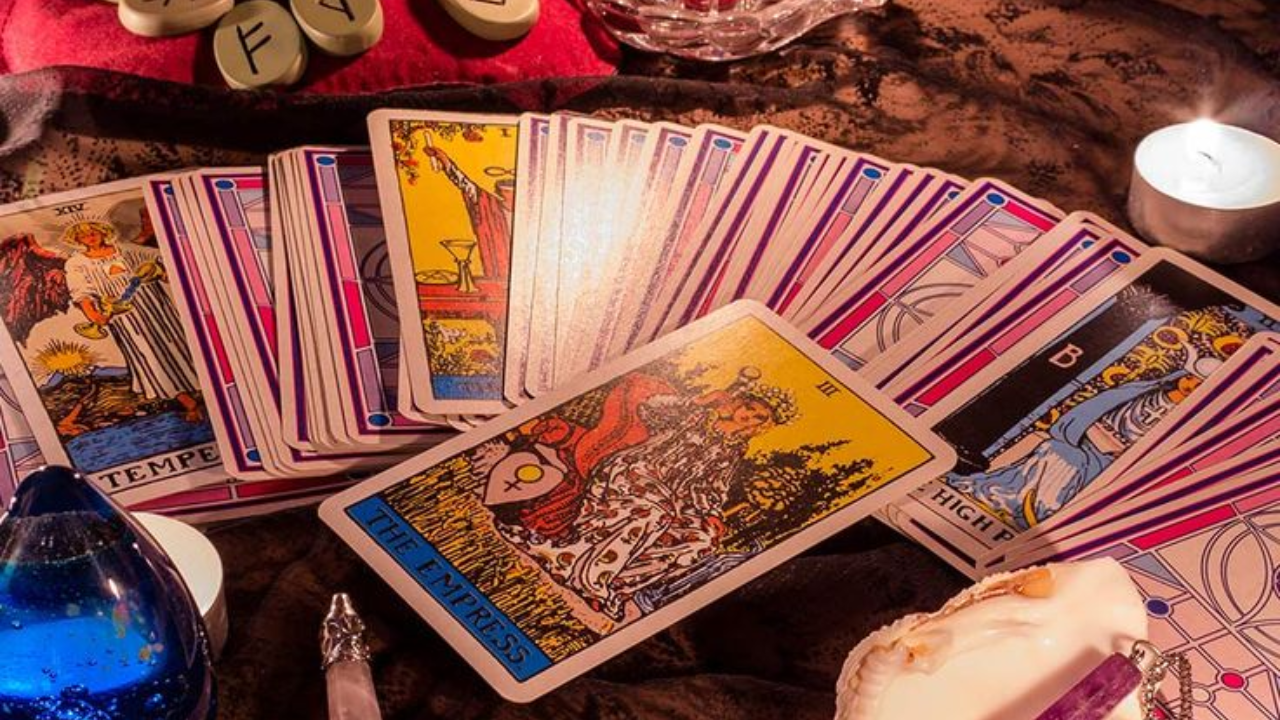 tarot card reading for all zodiac signs: 11th september 2024