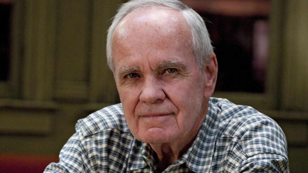 cormac mccarthy’s sparse writing style: how minimalism creates tension in the road and no country for old men