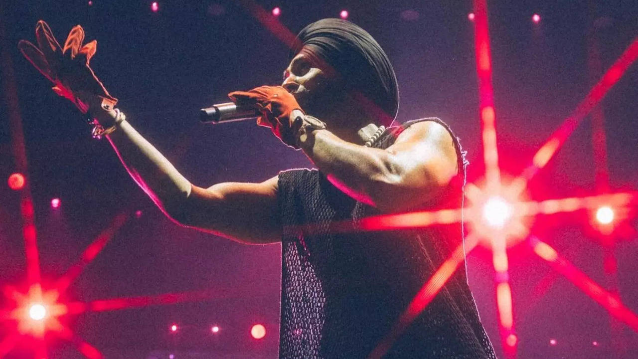 influencer defends highly-priced tickets for diljit dosanjh's dil-luminati tour: saada munda bhi toh global star hai