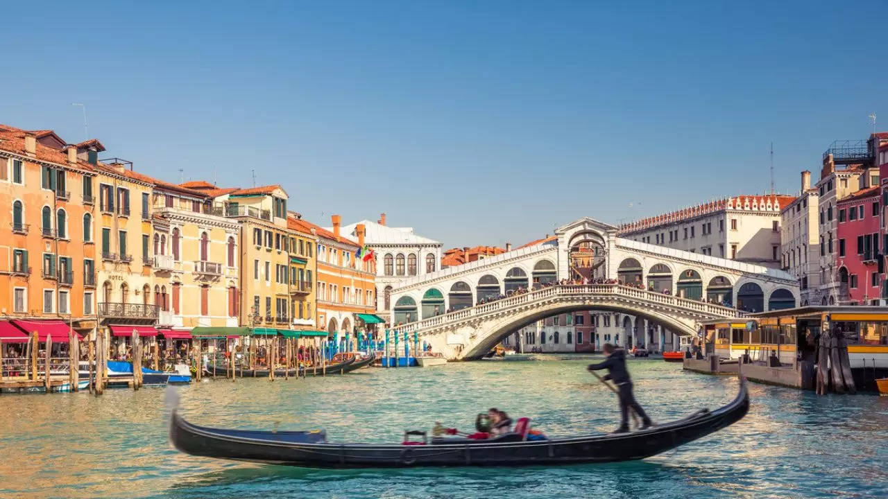 Anand Mahindra's Venice Trip Is All About Katori Gelato; Here's How You Can Make The Most Of This Italian Wonder