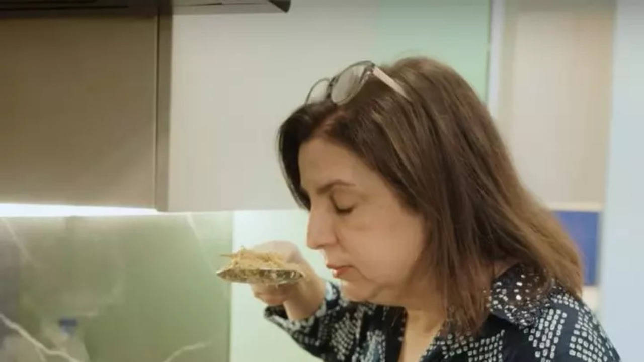 farah khan's famous lokhandwala yakhni recipe is perfect for a weekend feast