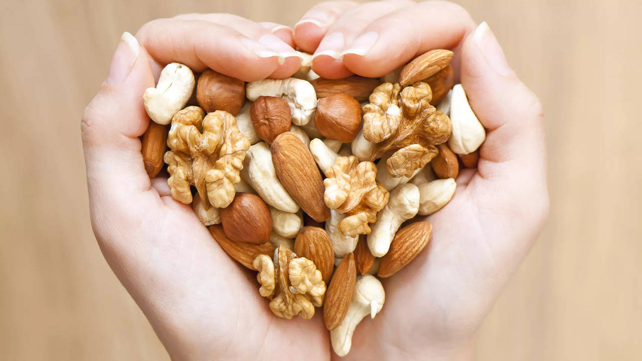 what is the right time to consume nuts? know everything