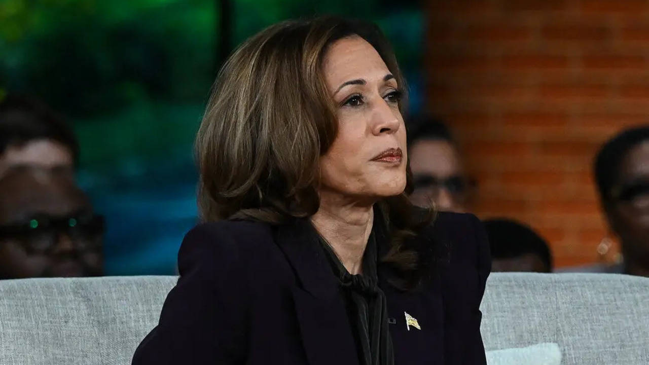 In A Biden-Like Gaffe, Kamala Harris Says She Wants To Debate 'Former VP' Again