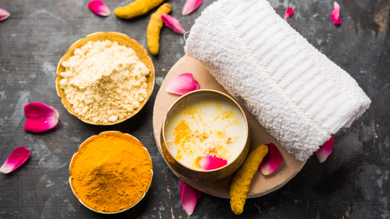 i tried a diy turmeric face pack, and the results will surprise you