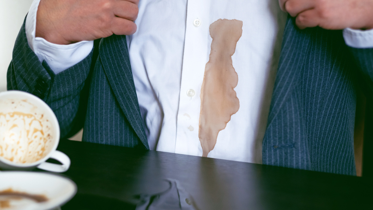 easy tips to remove chai stains from clothes at home