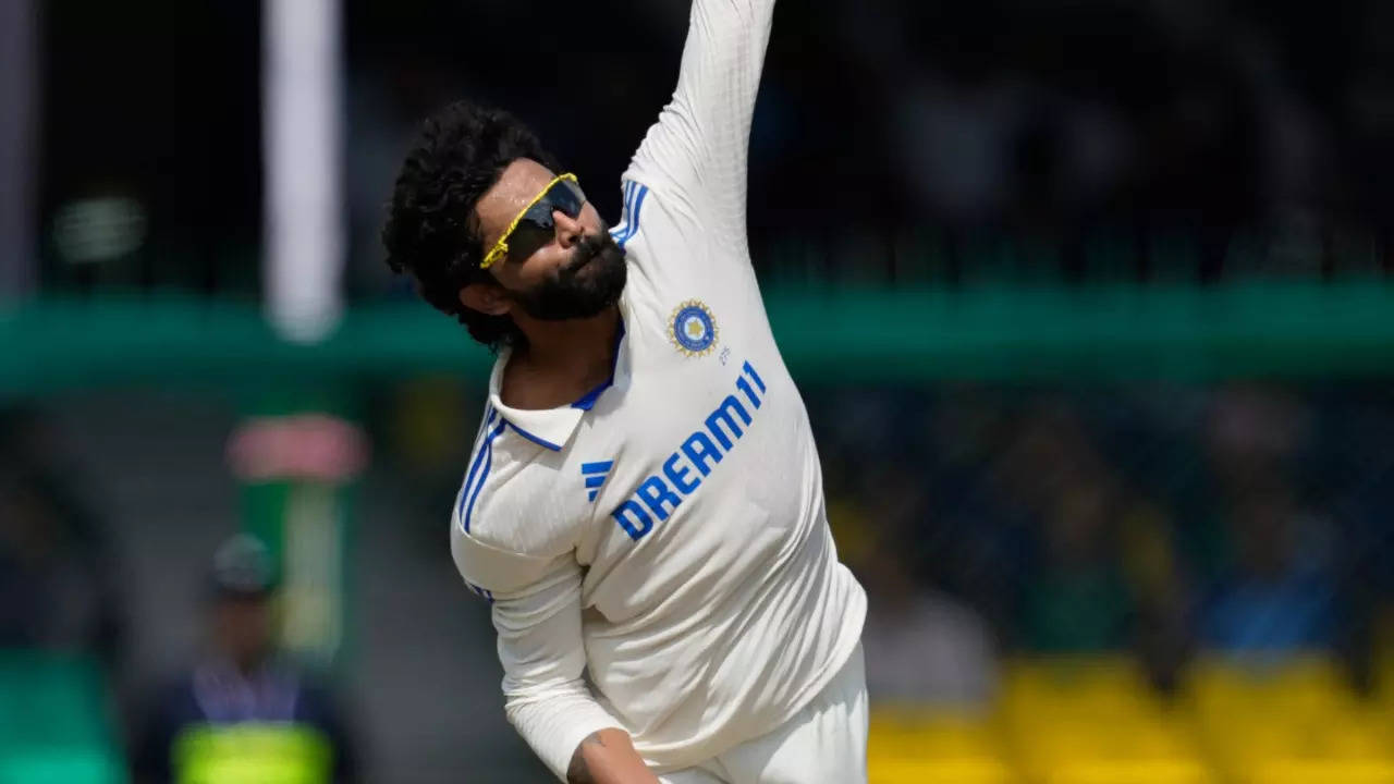 ravindra jadeja creates history, becomes first indian to take 300 wickets as left-arm spinner