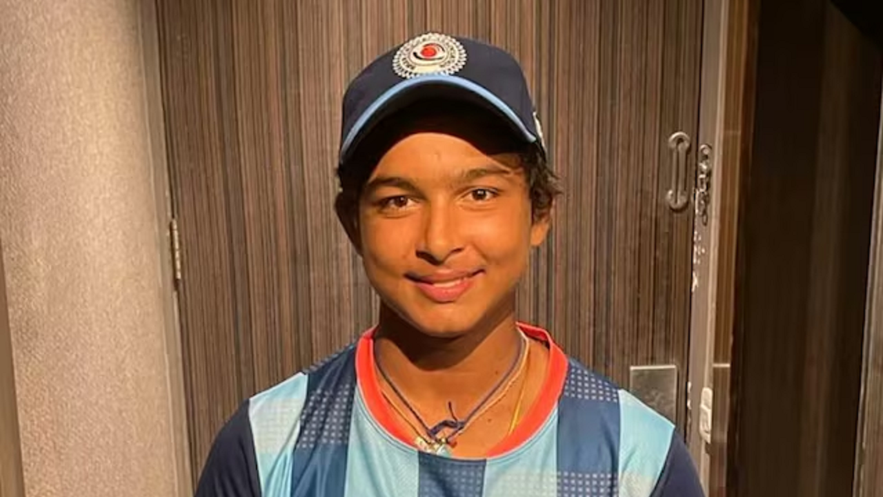 13-year-old vaibhav suryavanshi, who broke sachin tendulkar's record, nearing century for india u19 against australia