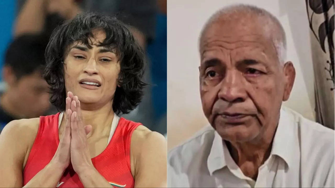 Vinesh Phogat Slammed By Cousin Babita, Former Wrestler Says 'She Never Thanked My Father'