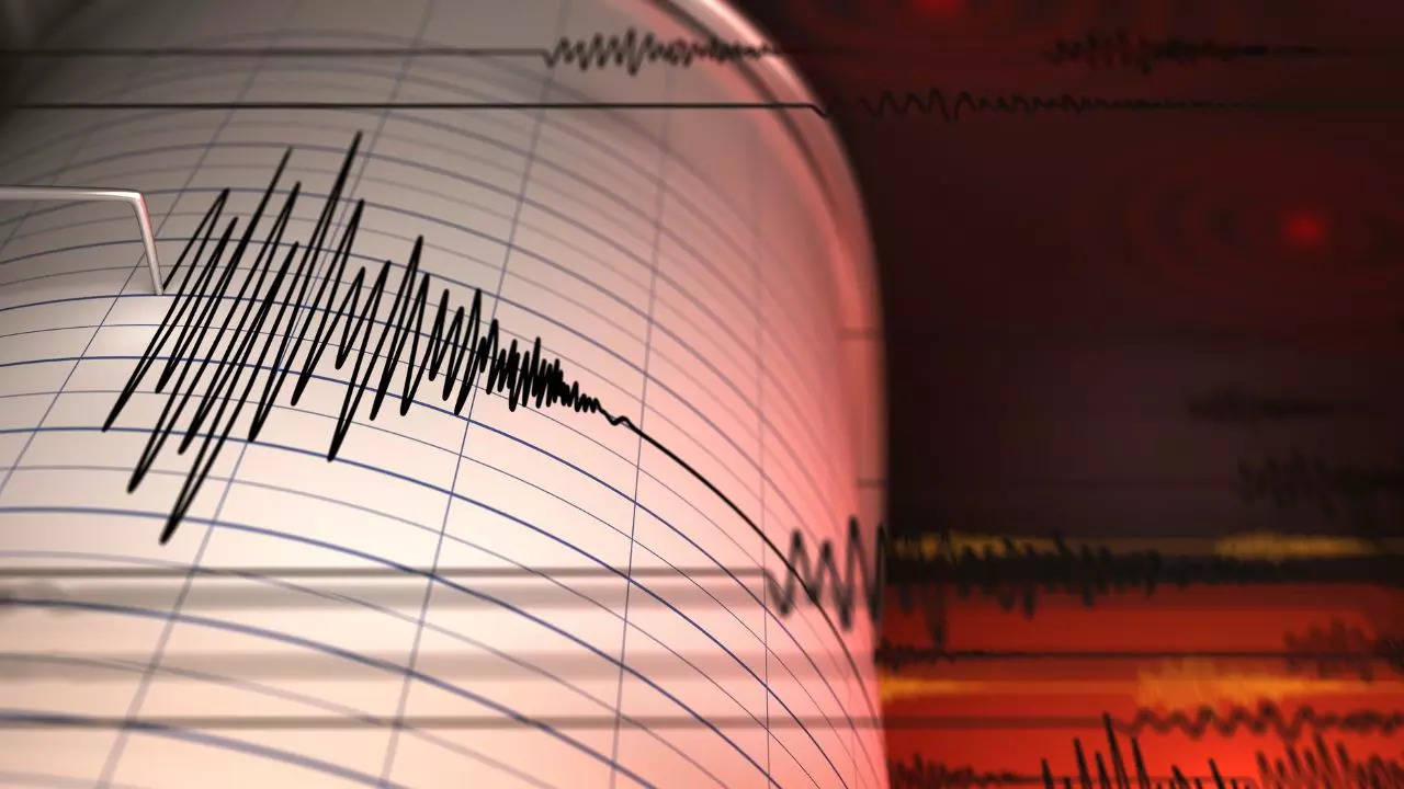 Earthquake Hits Iran's Aradan, Tremors Felt In Tehran