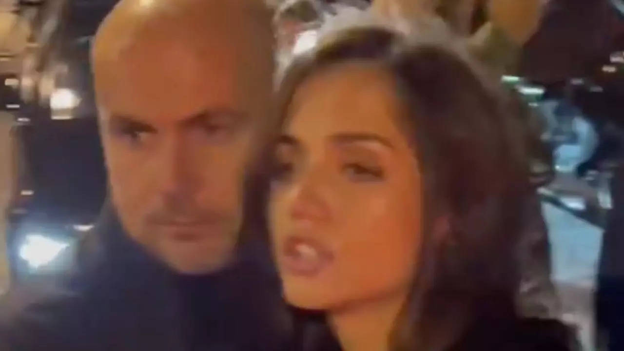 why a video of a drunk ana de armas saying ‘goodbye, my love’ is going viral