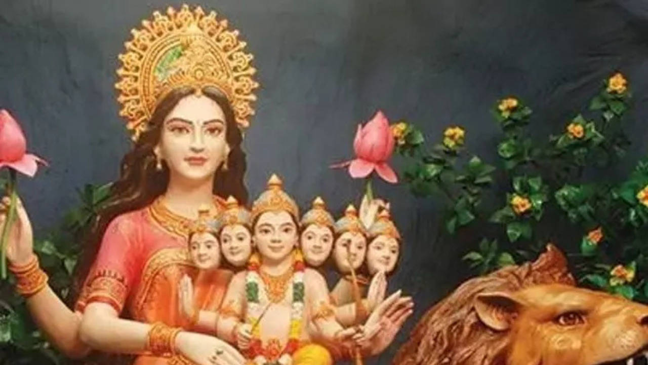 navratri day 5: maa skandamata bhog, the significance of banana and 5 dishes to offer