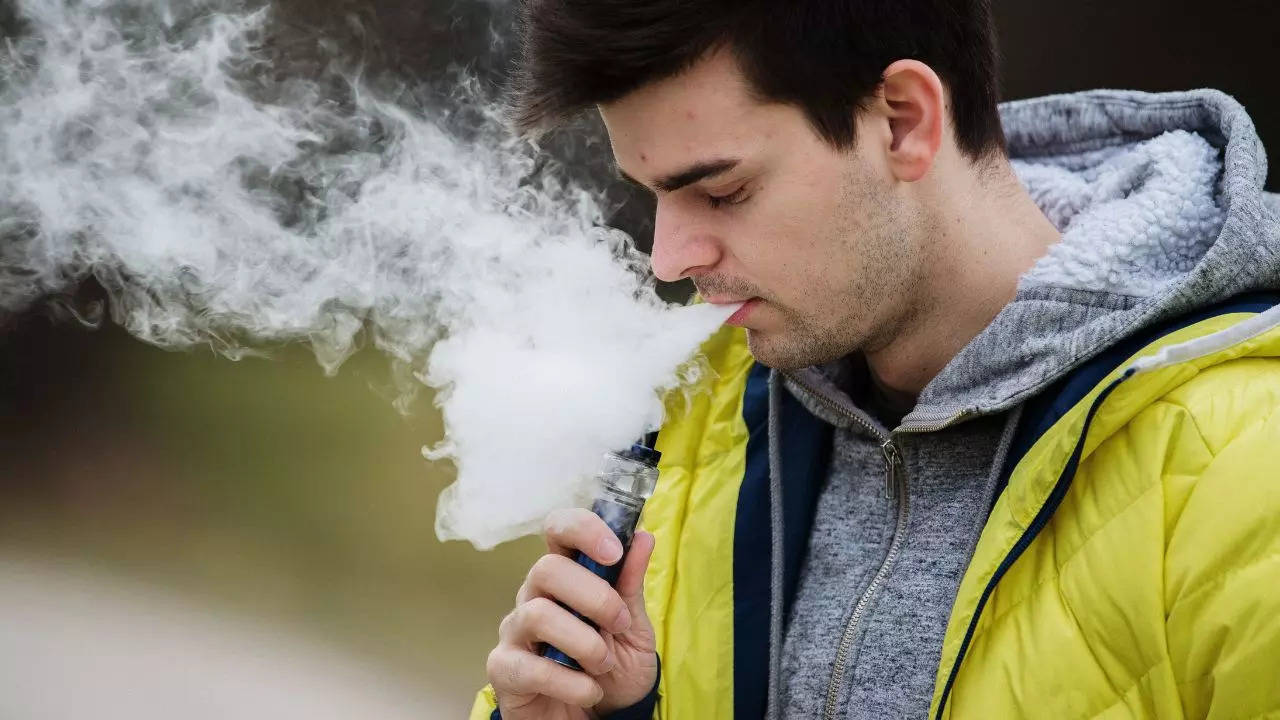 increase in vaping among young adult non-smokers in england, know how it impacts your health