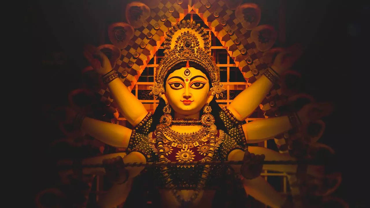 navratri and durga puja: understanding the differences between the two festivals