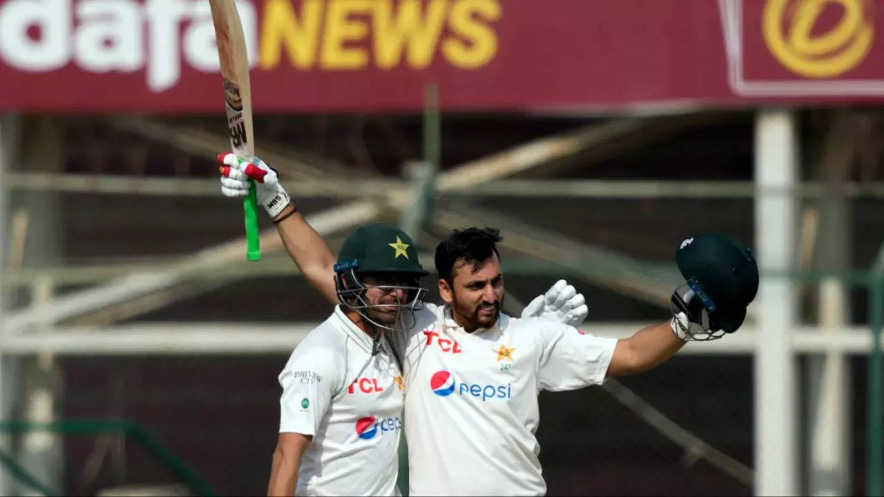 big blow for pakistan! star spinner abrar ahmed lands in hospital after being taken ill before day 4