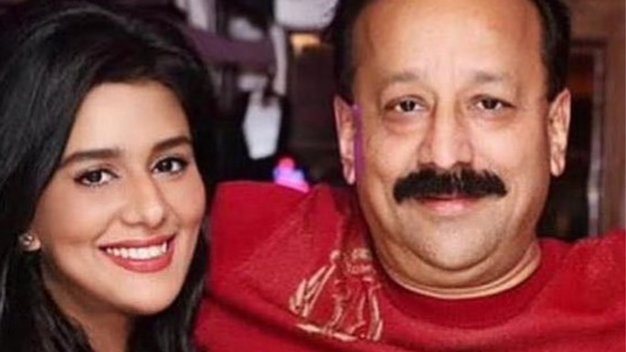 baba siddique family: all about wife shehzeen siddique, son zeeshan and daughter arshia