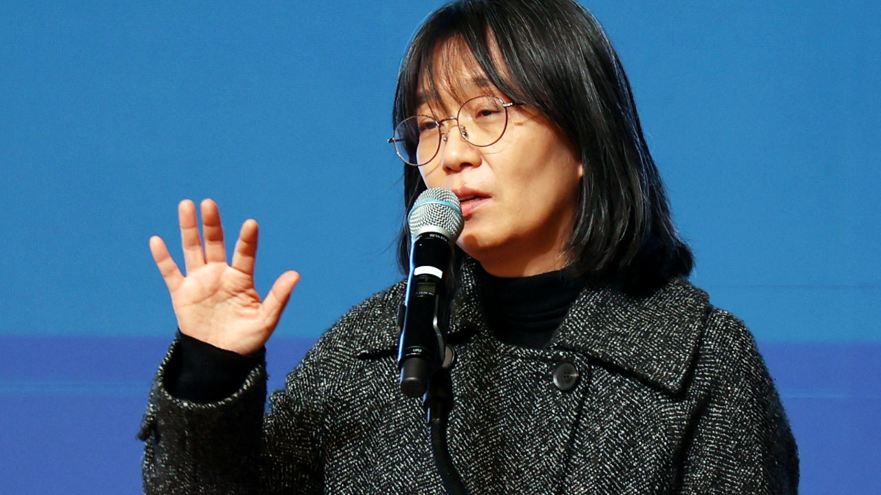 han kang's books fly off the shelves after nobel prize win, over 500,000 copies sold