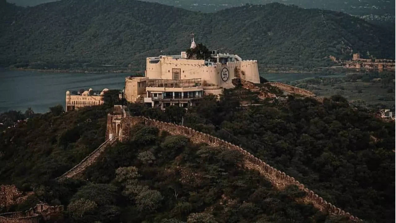 have you heard about the garh ganesh temple, perched on a hill in jaipur?