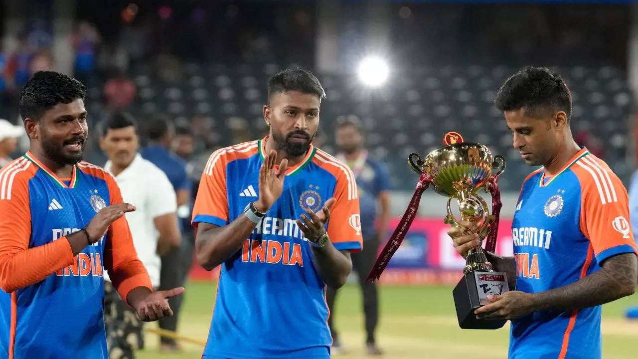 hardik pandya's attitude praised: 'he's accepted suryakumar yadav as captain and thrived’