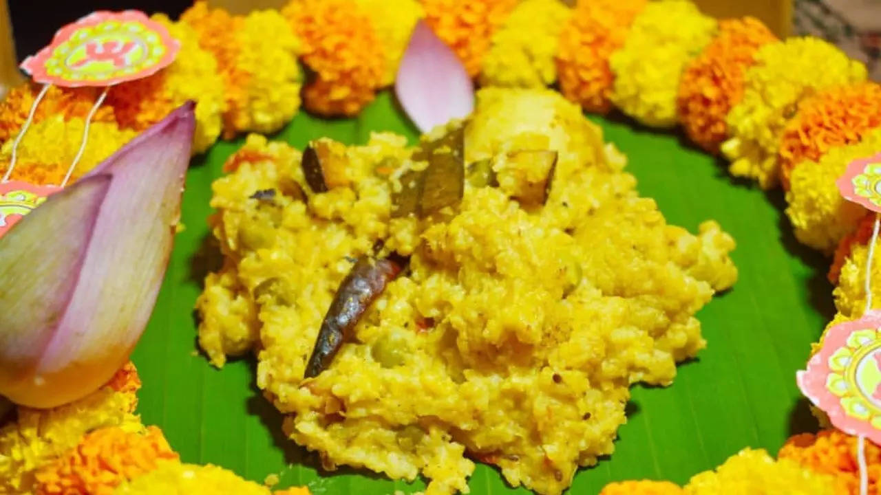 kojagara puja lokkhi pujo lakshmi puja bhog in bengal local dishes significant on the festive platter