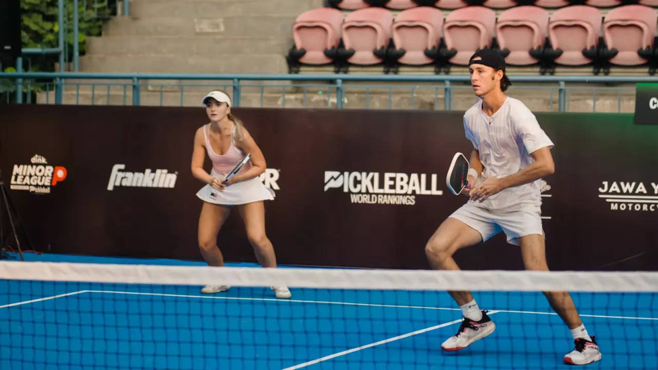 emilia schmidt, casey diamond vs erik forsyth and kaitlyn kerr, in quarter-final : schmidt-diamond duo reign supreme, qualify for pwr dupr india masters semis