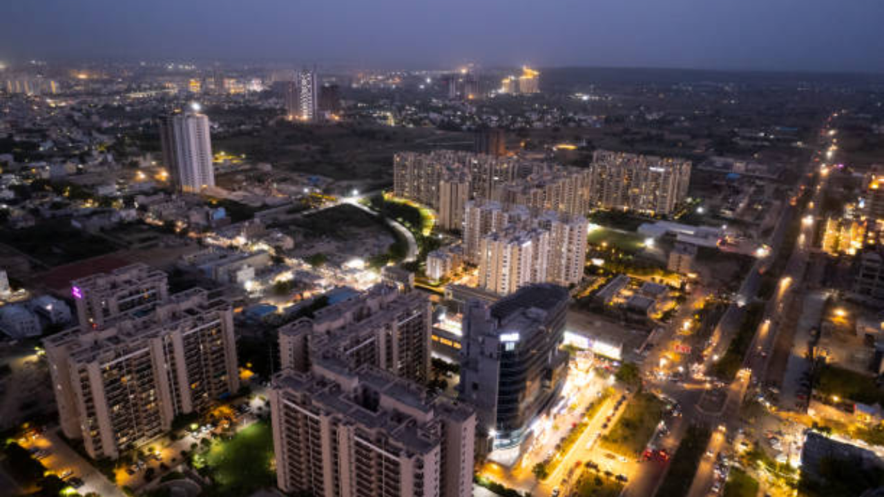 dlf’s first half fy25 sales bookings reach rs 7,094 crore, driven by q1 performance