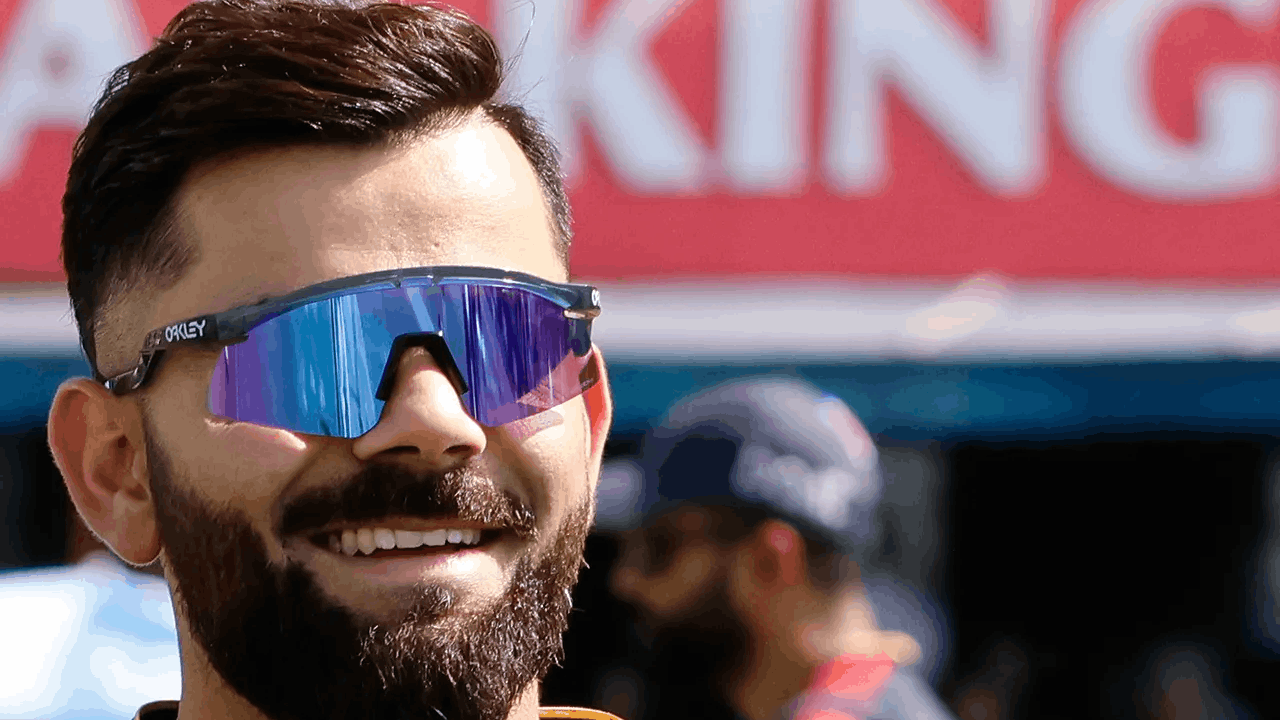 virat kohli creates history, becomes first indian to earn more than rs. 20 crore in ipl