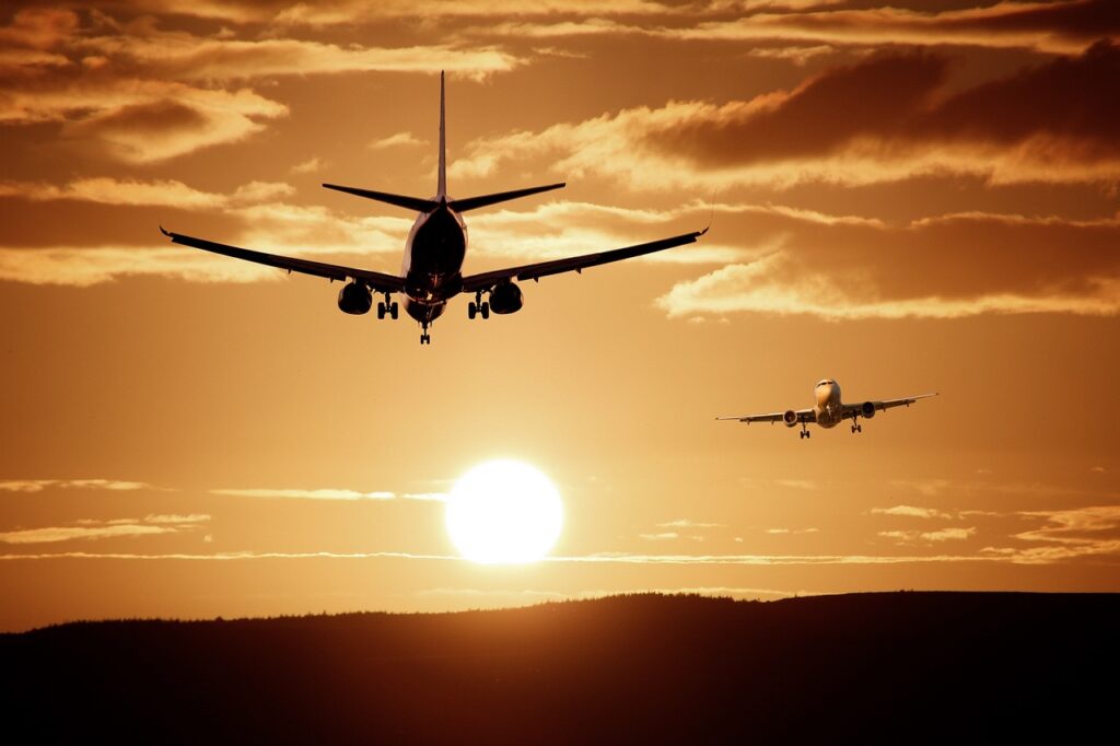 US helping its citizens depart Lebanon by air