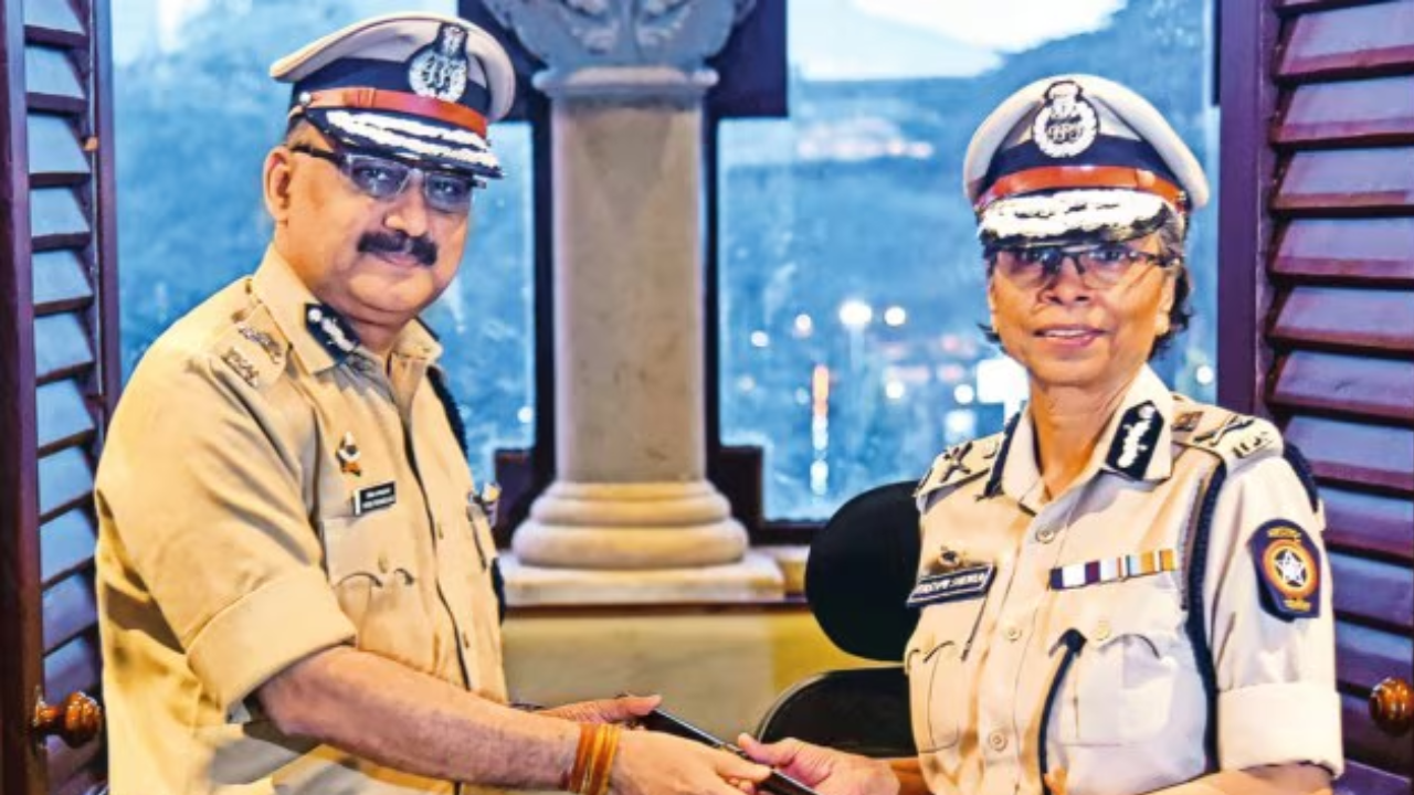 maharashtra dgp rashmi shukla transferred ahead of polls over opposition's allegations