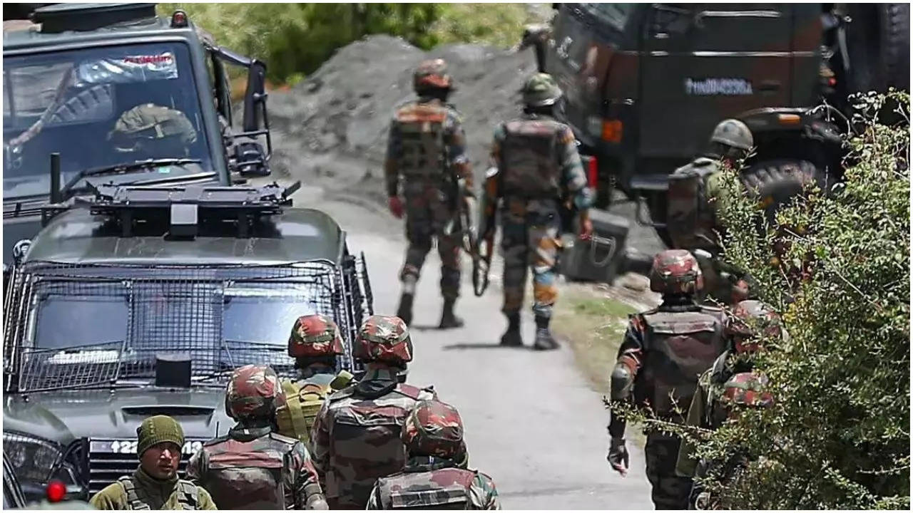 breaking news: encounter breaks out in jammu and kashmir's sopore, 2-3 terrorists believed trapped