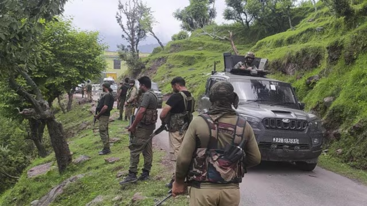 2 village defence guards killed in kishtwar, search operation underway