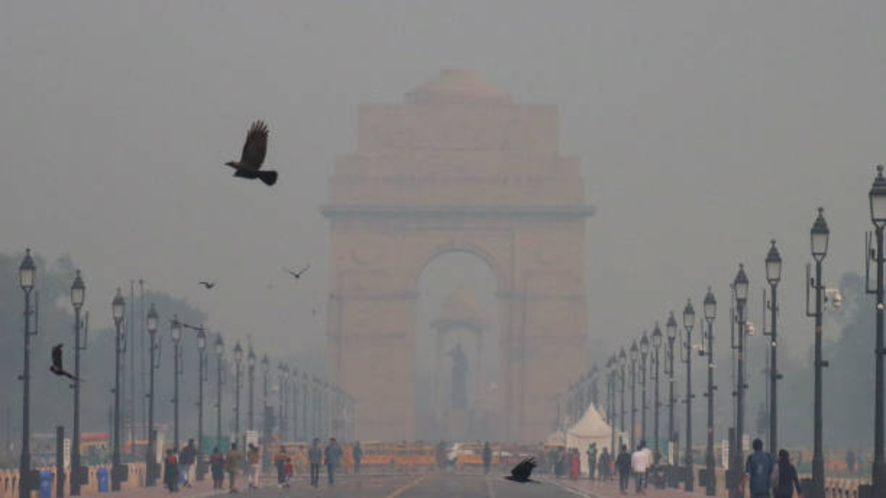 delhi aqi continues to remain 'very poor' for 11th consecutive day; any relief soon?