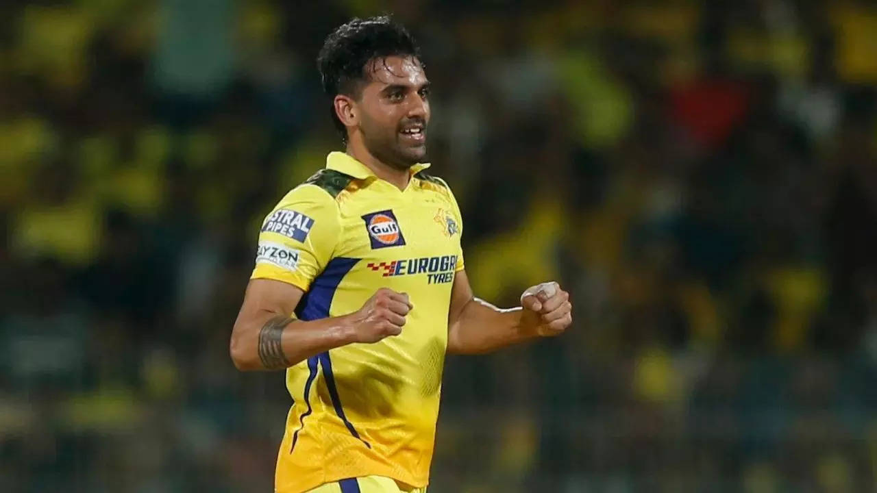 ms dhoni's csk to bid for this fast bowler in the auction pacer gives bold remark