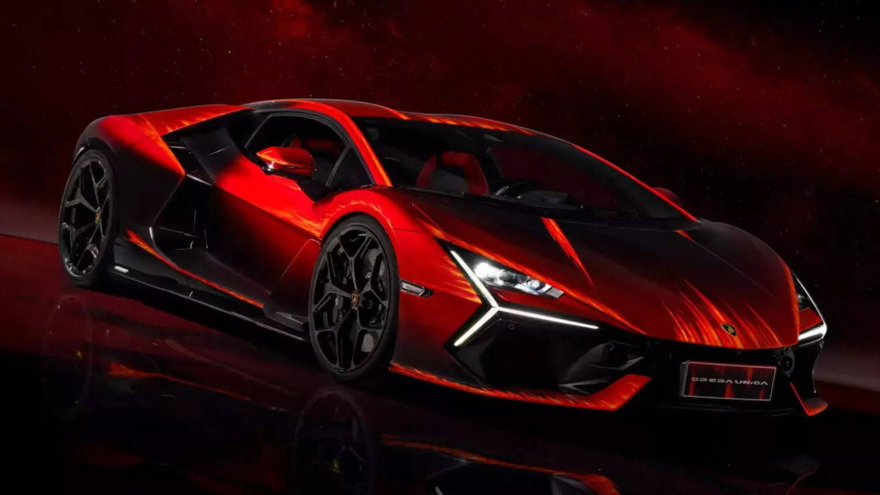 this one-off lamborghini revuelto for china is simply stunning