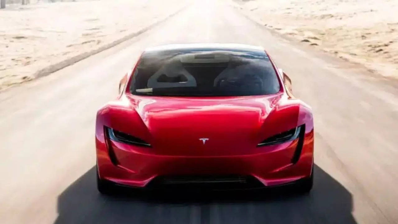 Top 10 Fastest Electric Cars In The World