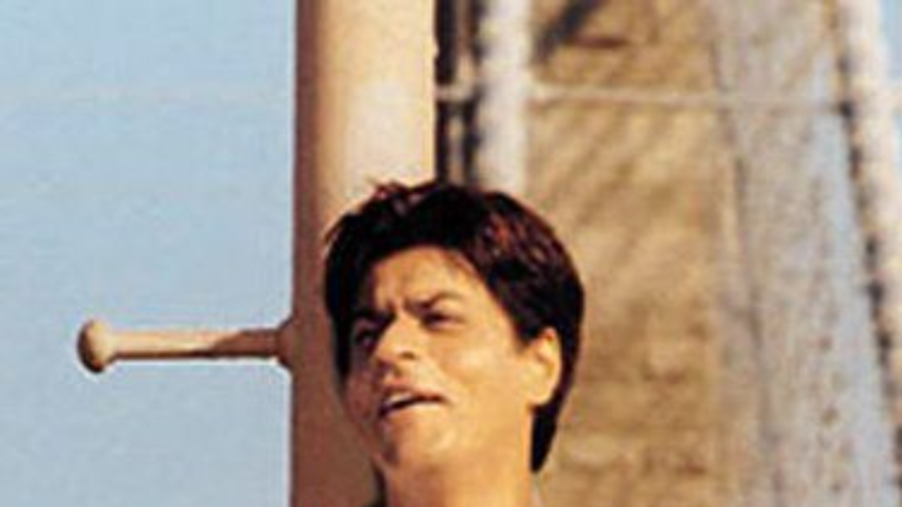 srks kal ho naa ho album is a must listen because kal ho naa ho