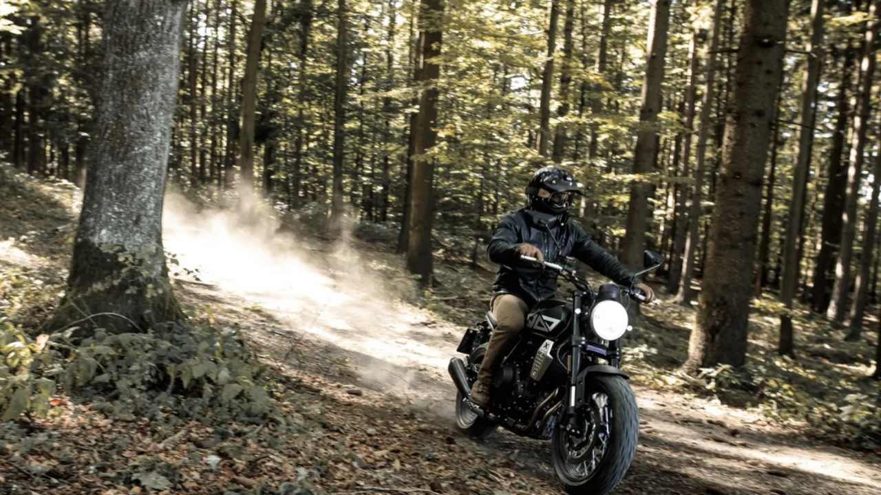 brixton crossfire 500x launched in india: check price, mileage, engine details