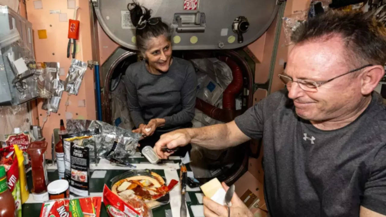 sunita williams' fresh food supply dwindles as weight loss worries mount, nasa shares update