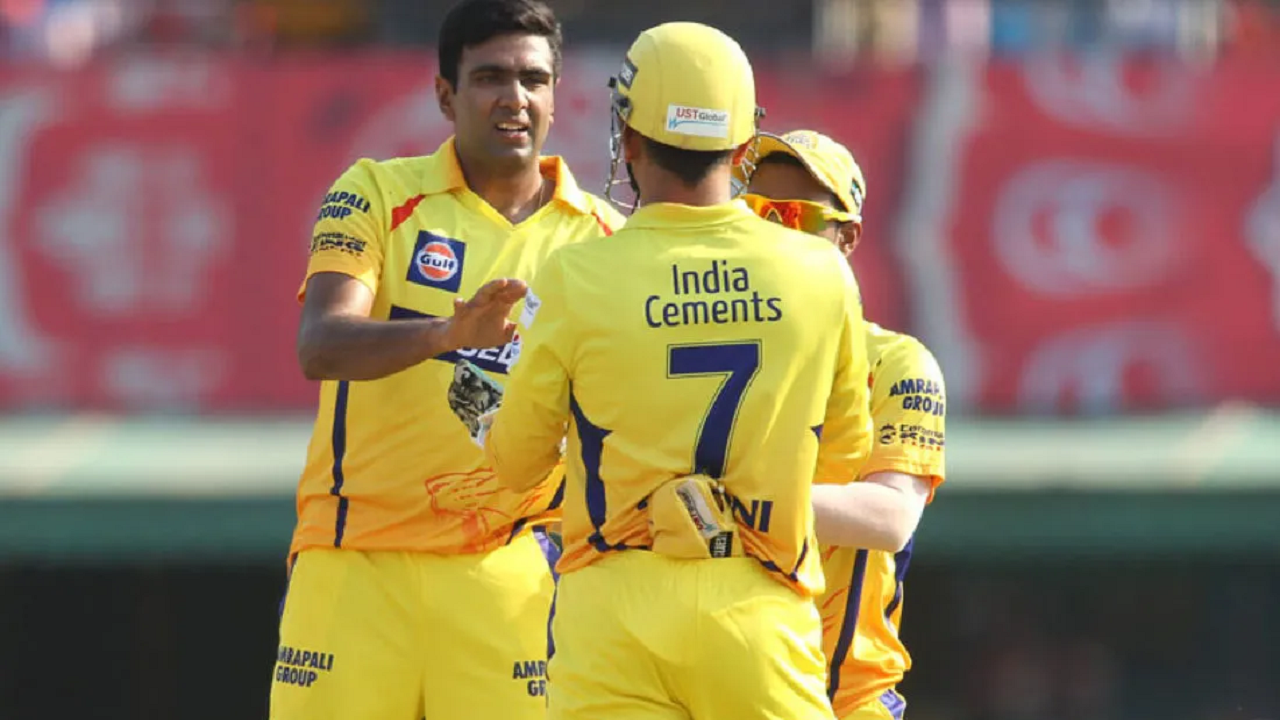 r ashwin sells himself to chennai super kings for 8.5 crore in ipl 2025 mock auction